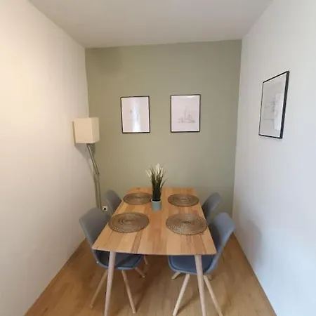 An Den Elbwiesen Neben Der Altstadt Apartamento Dresde